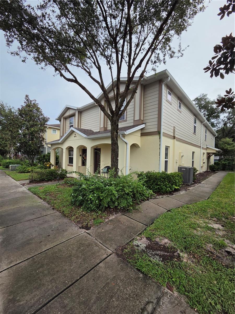 4816 Chatterton Way — photo