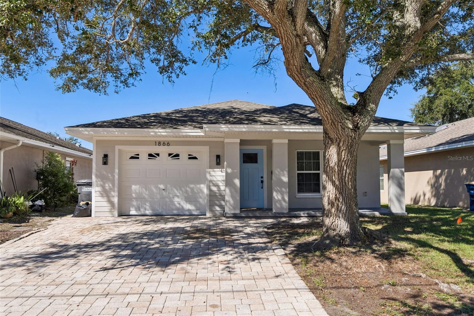 1866 Betty Ln — photo