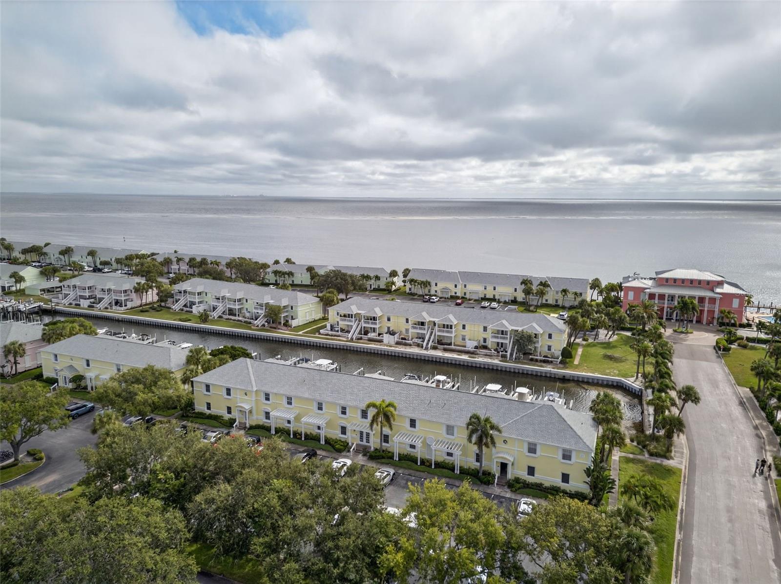 4924 Beach Dr SE #F — photo