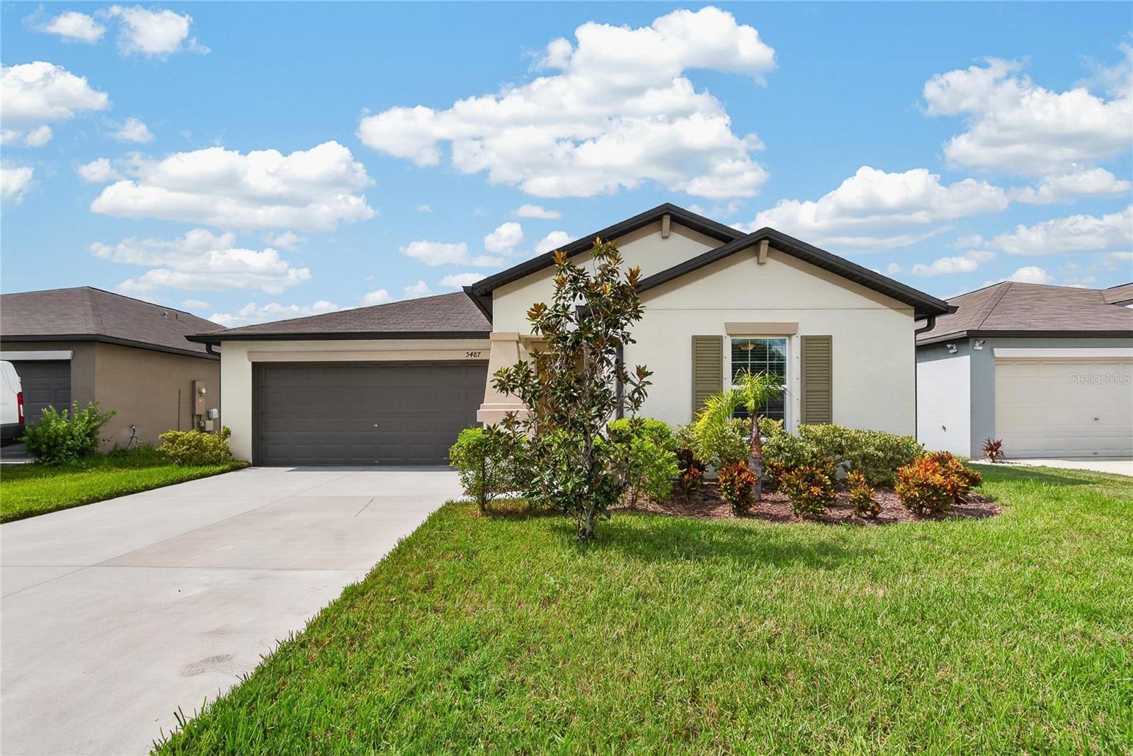 5487 Blue Azure Dr — photo