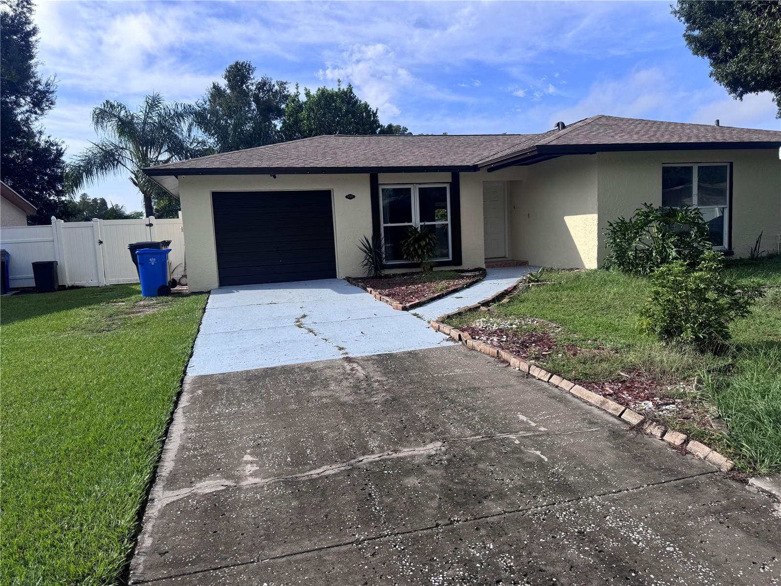 5208 Carrollwood Meadows Dr — photo