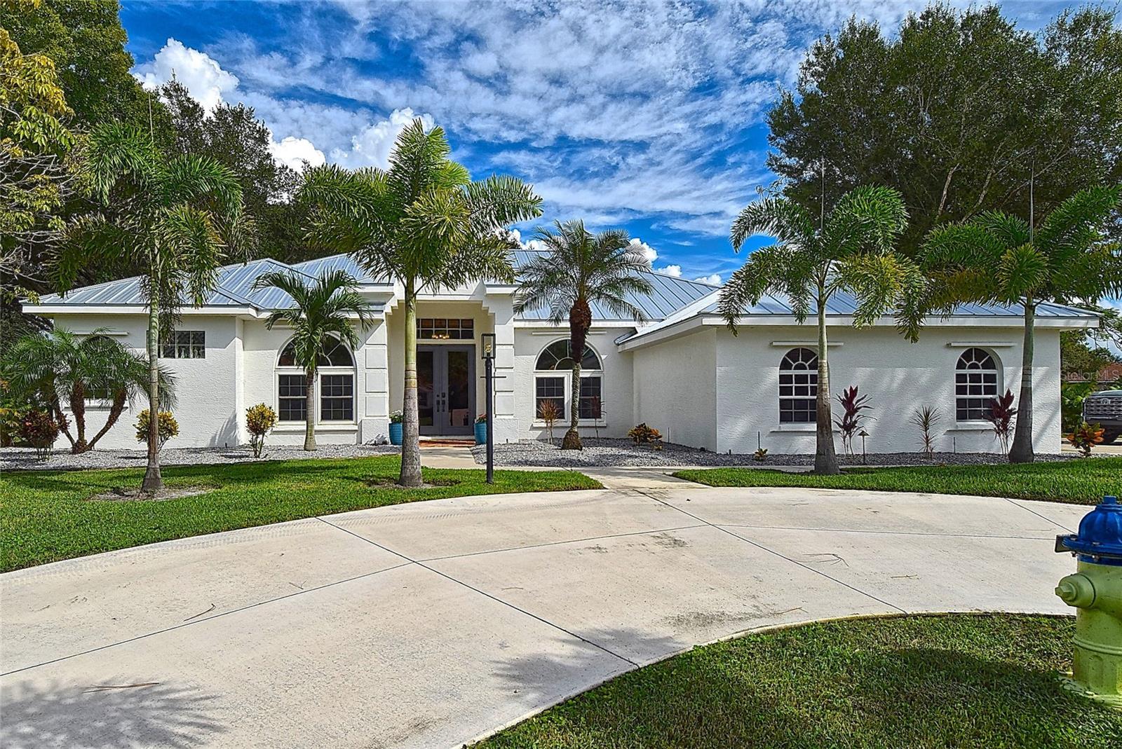 8309 Misty Lake Cir — photo