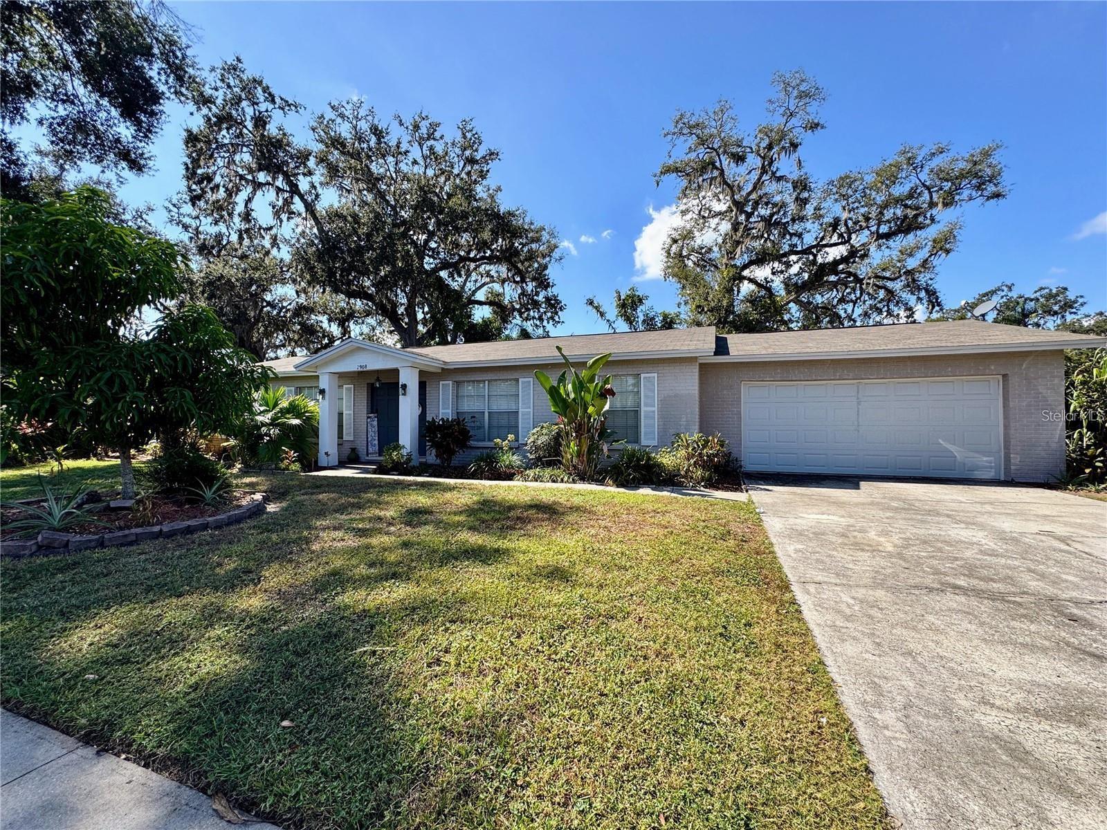 2908 Forest Cir — photo