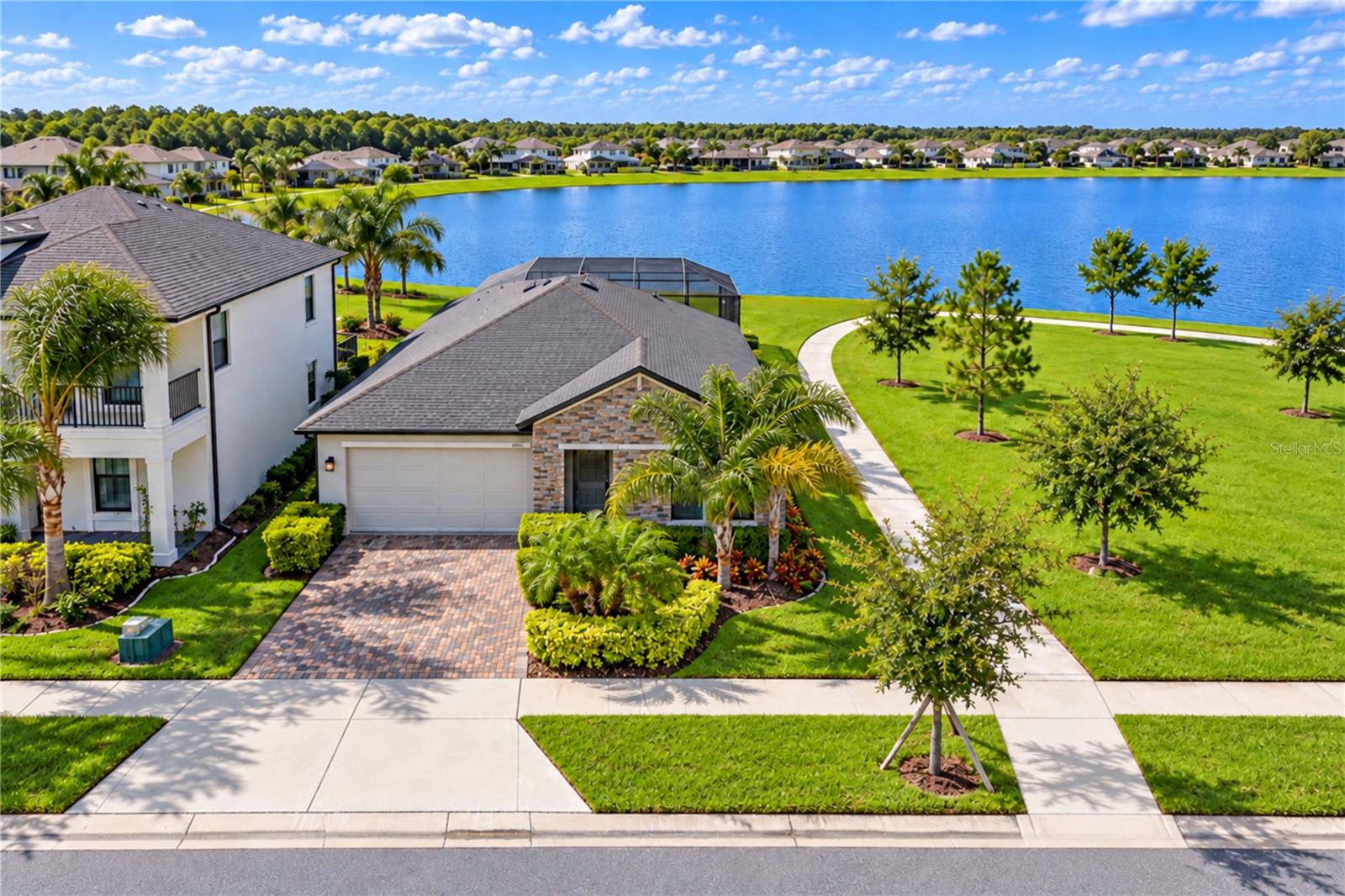 2741 Yellowhammer Way — photo