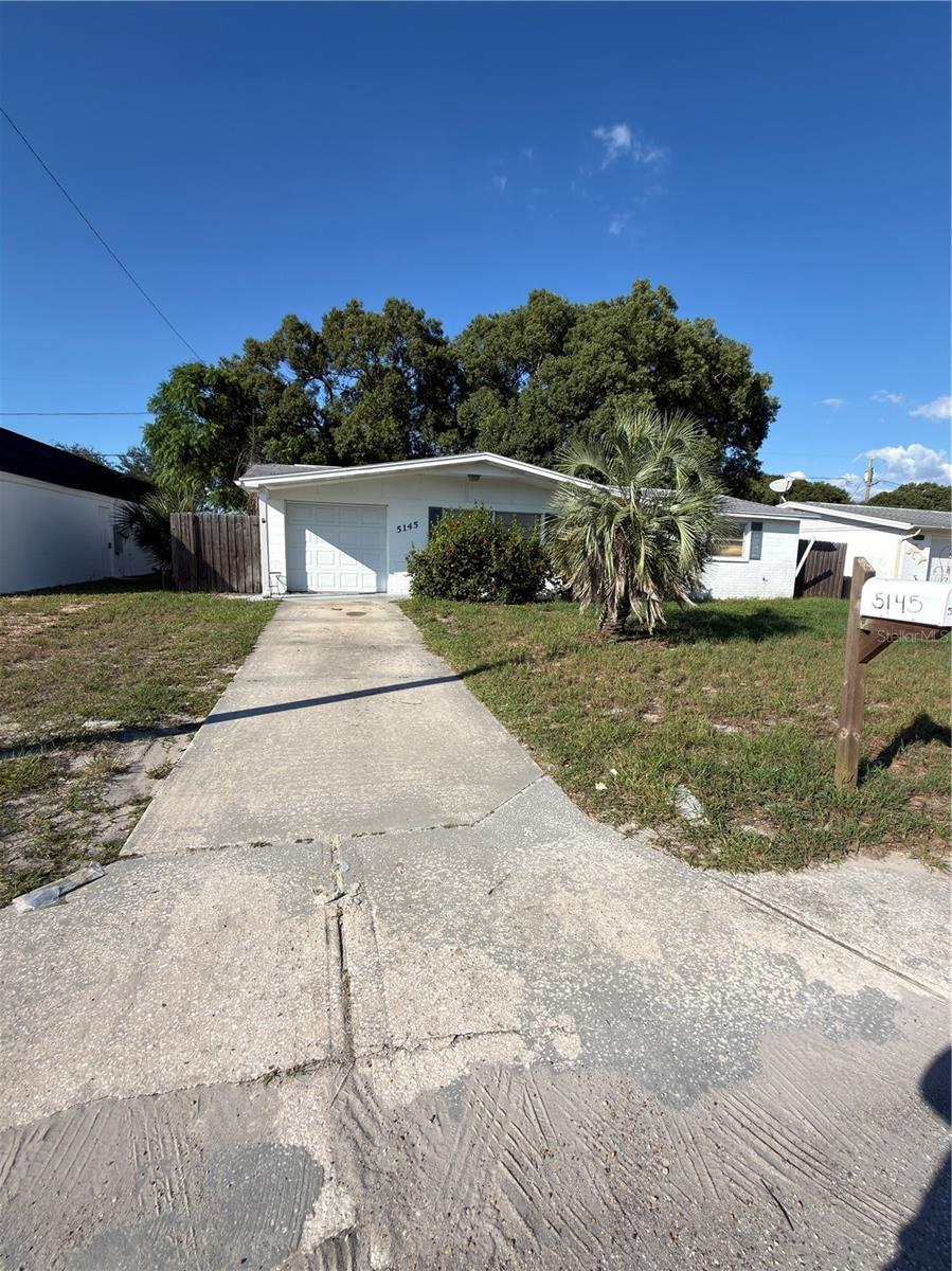 5145 Manor Dr — photo