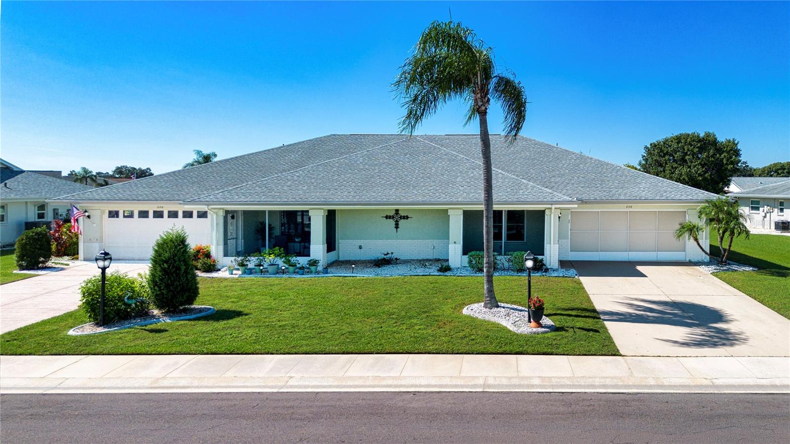 2108 Meadowlark Ln — photo