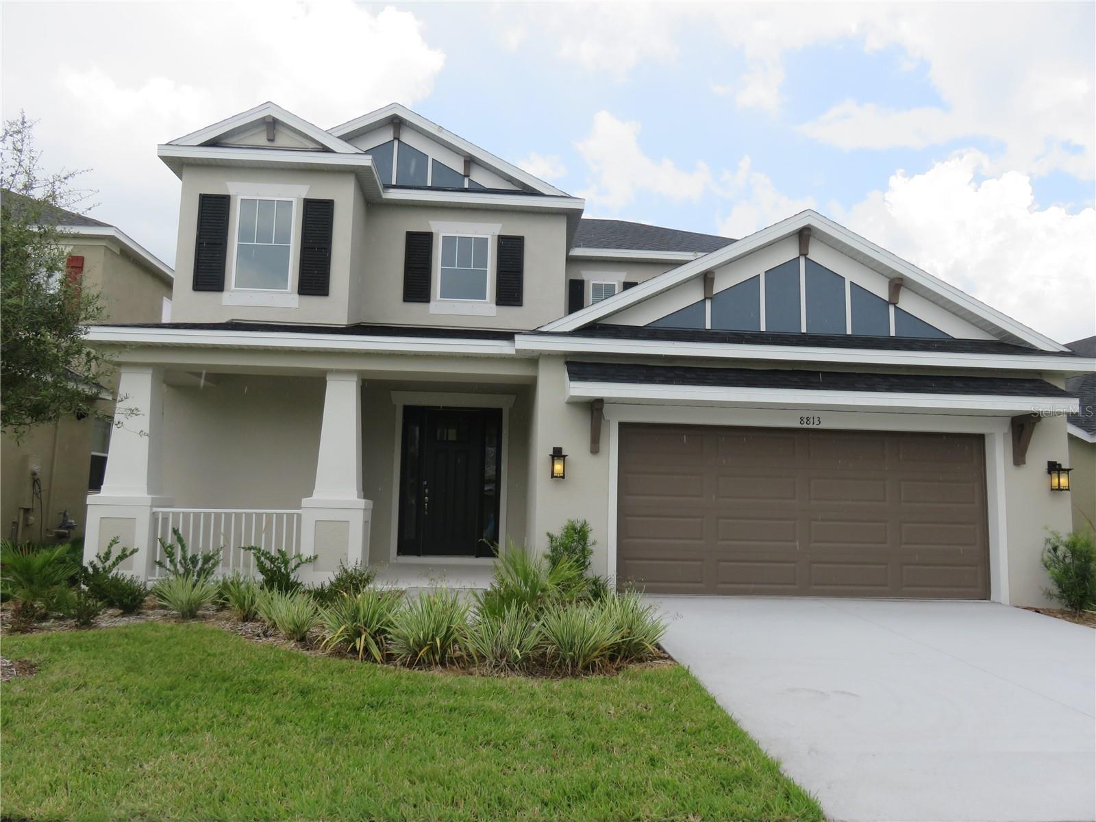 8813 Tropical Palm Dr — photo