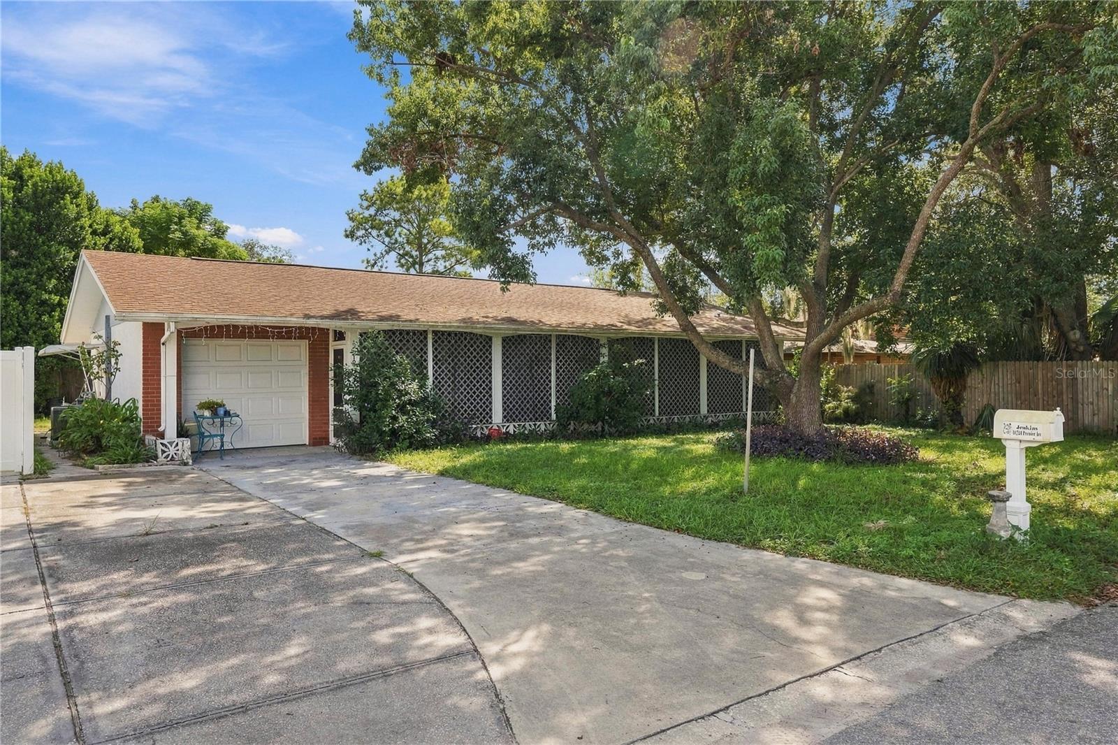 10724 Premier Ave — photo