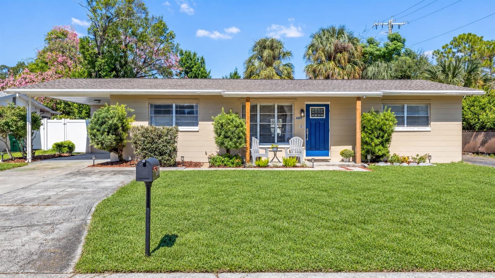 4601 W Hawthorne Rd — photo