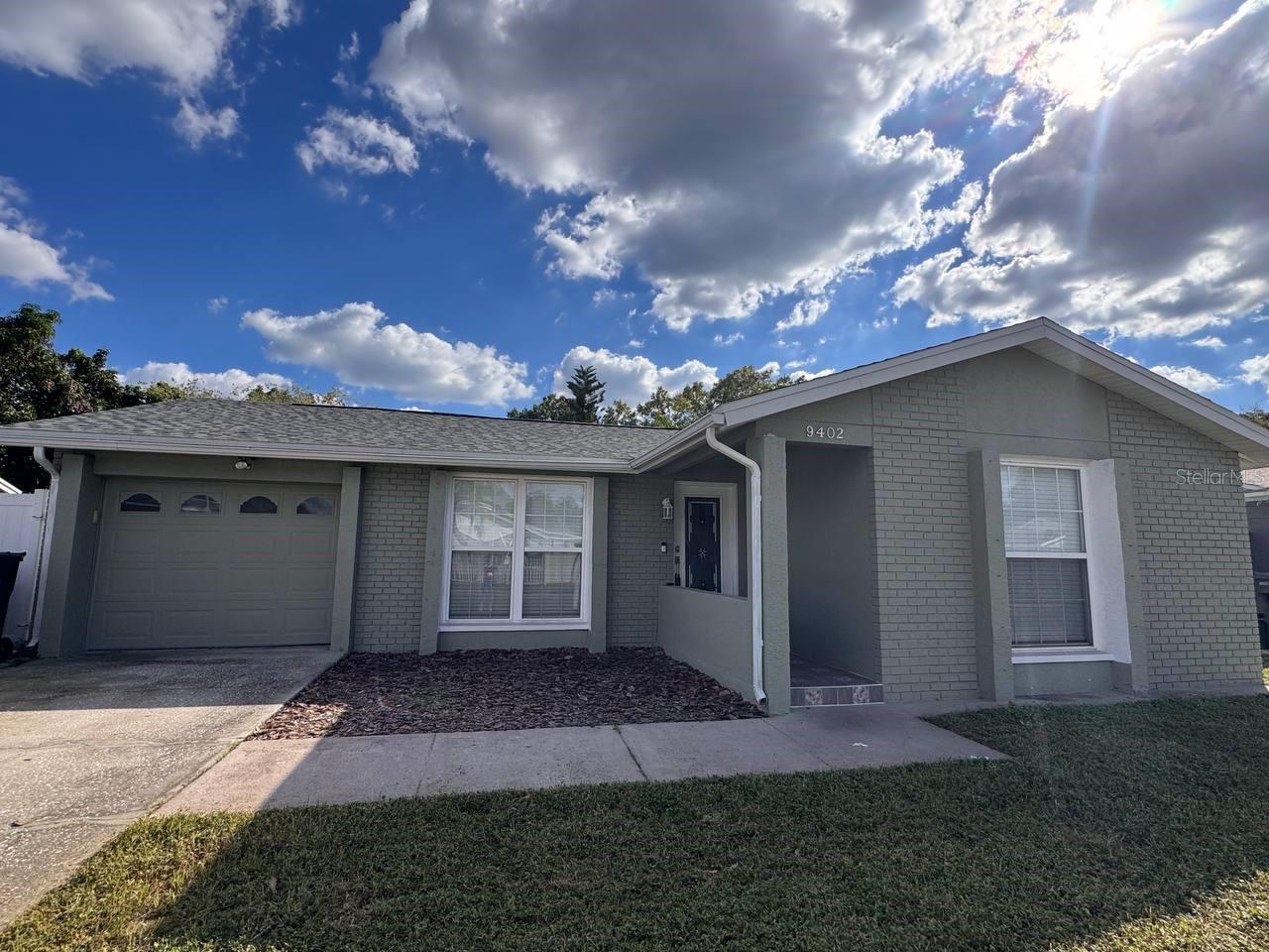 9402 Attenbury Dr — photo