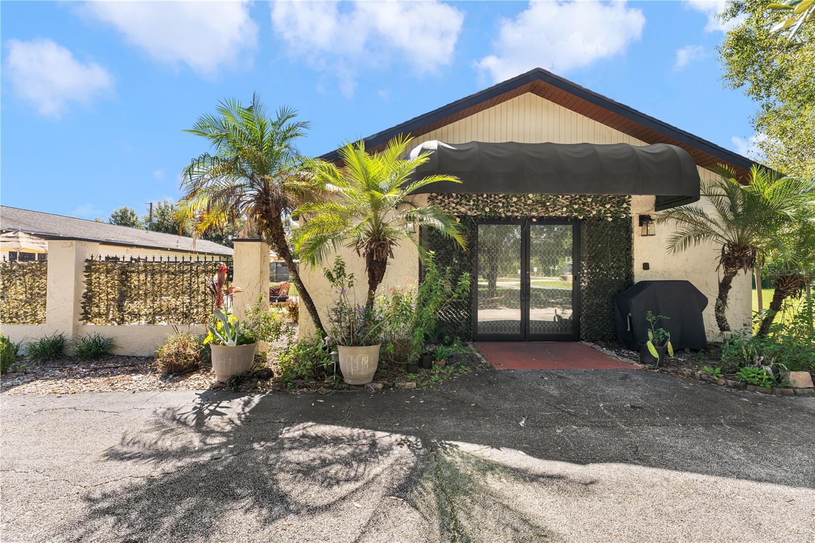 13042 Tarpon Springs Rd — photo