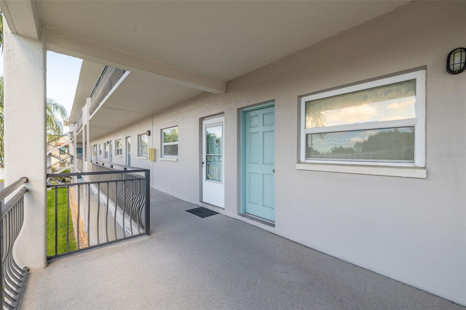 211 Pasadena Ave N #206 — photo