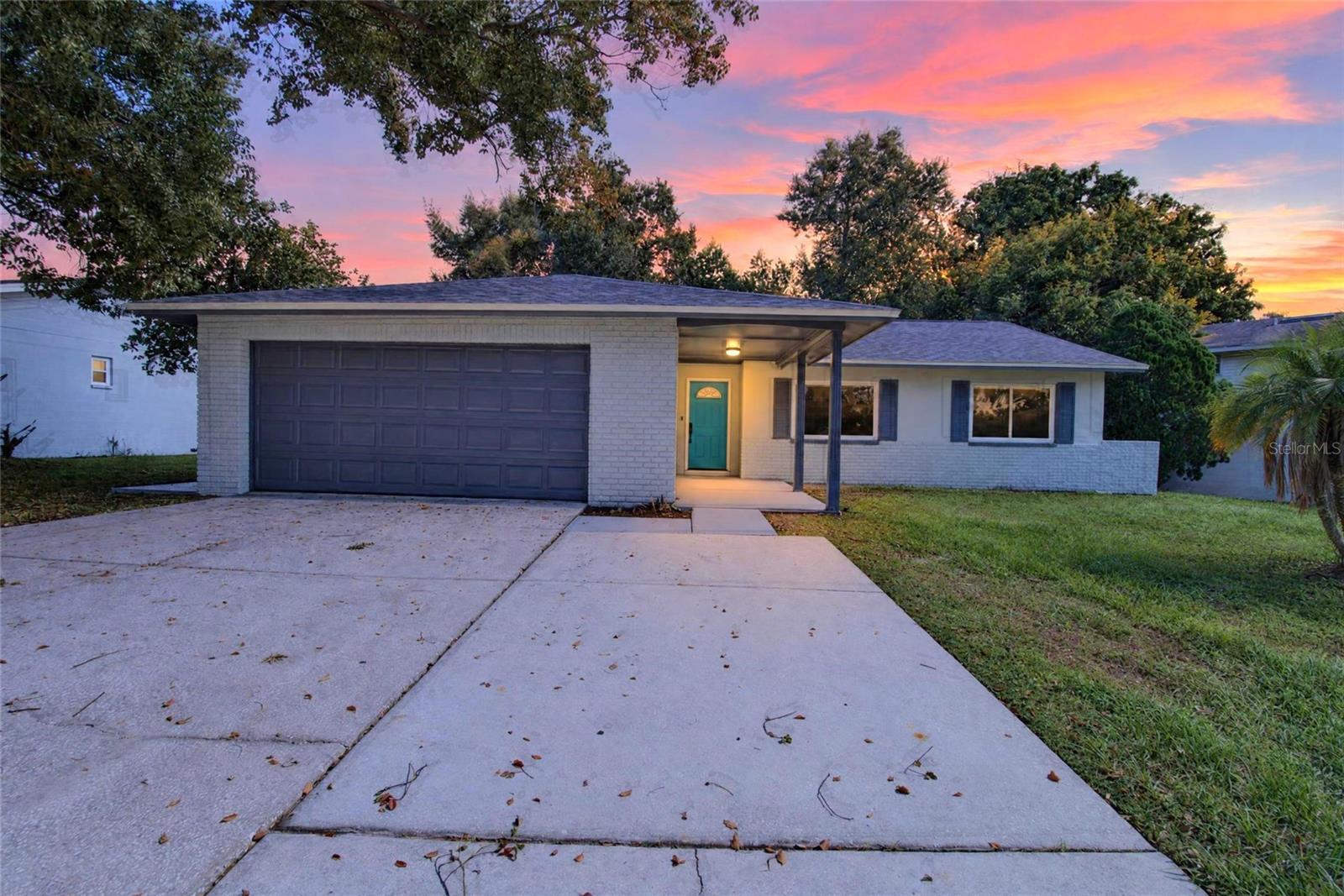 605 Hillpoint Way — photo
