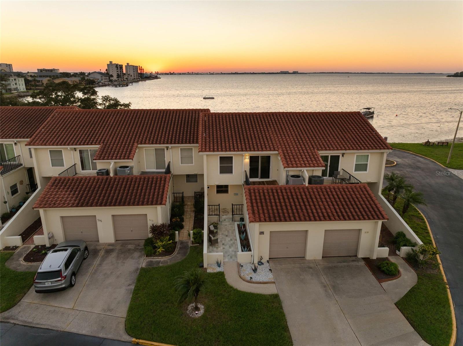 2700 Bayshore Blvd #511 — photo