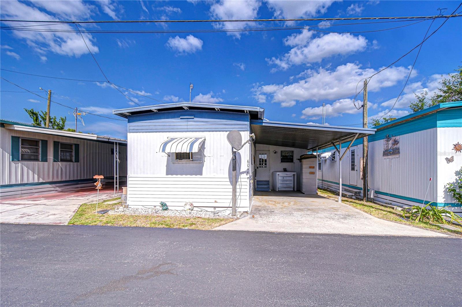 6046 Harriet St — photo