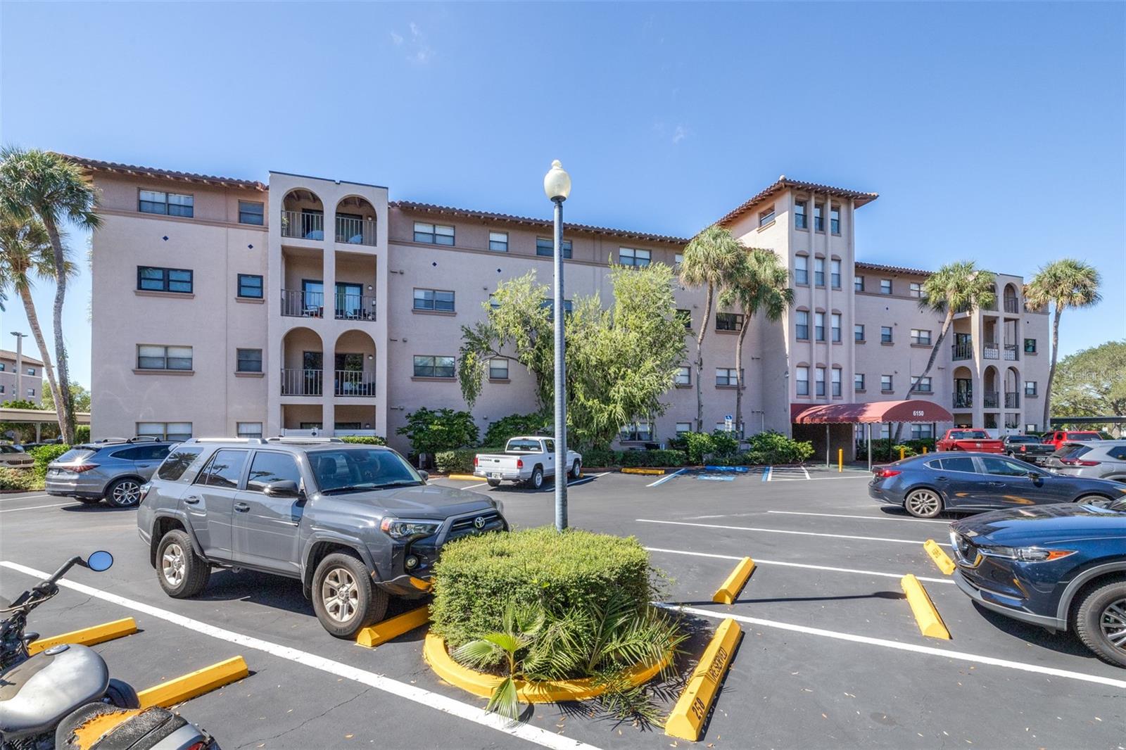 6150 Gulfport Blvd S #515 — photo