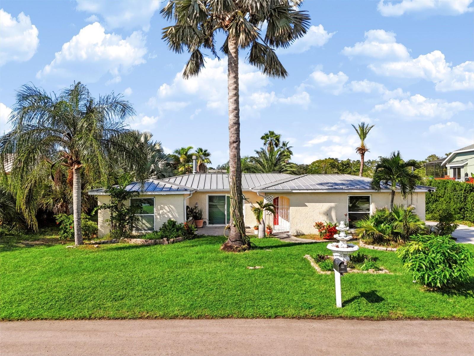 2123 Bayou Dr — photo