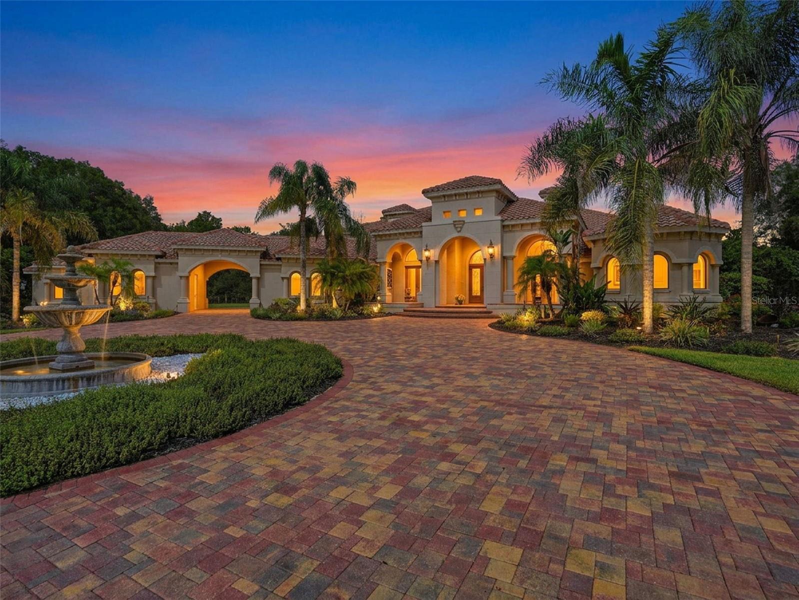 1450 Virginia Lee Cir — photo
