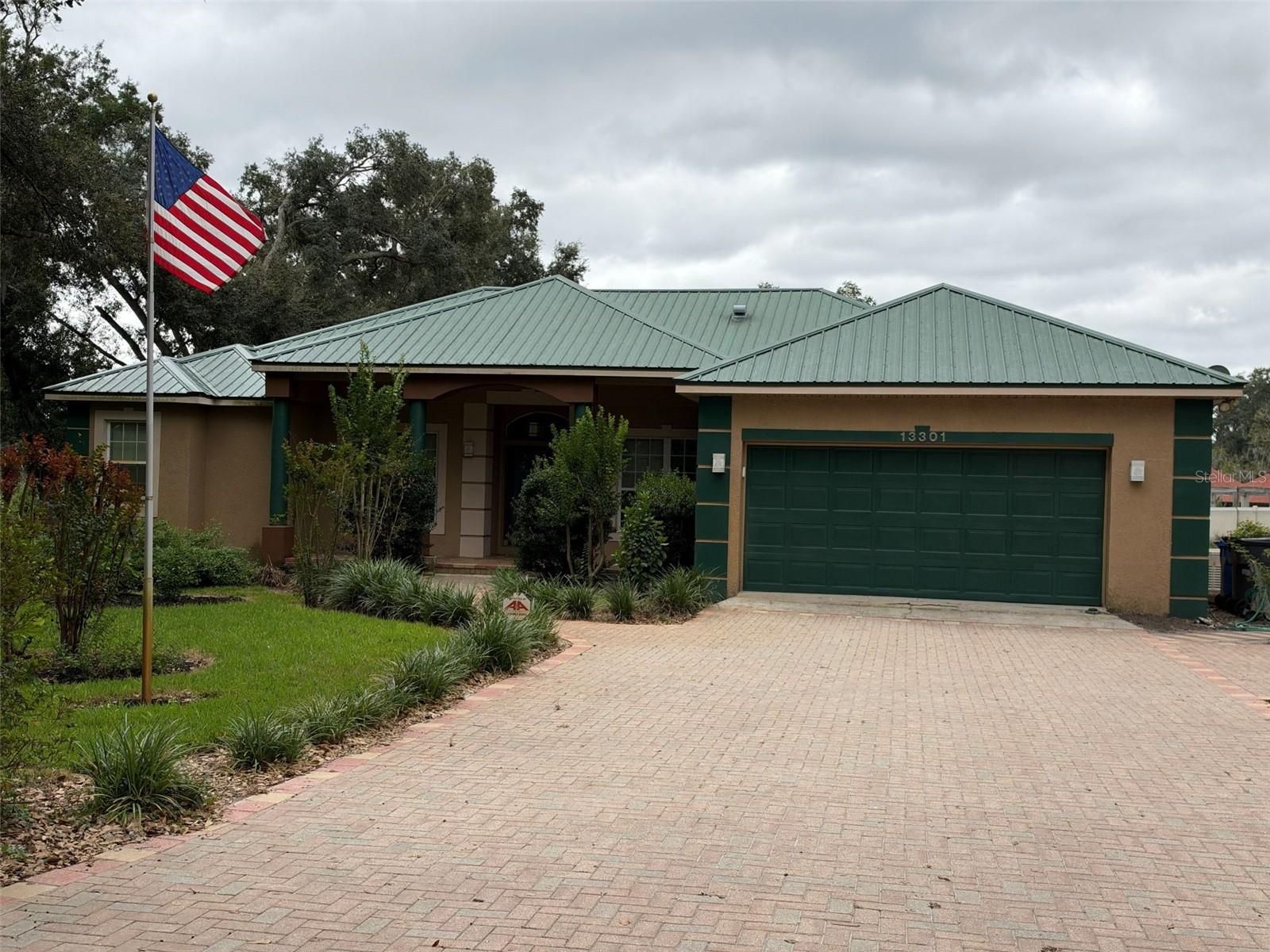 13301 Sullivan Manor Ct — photo