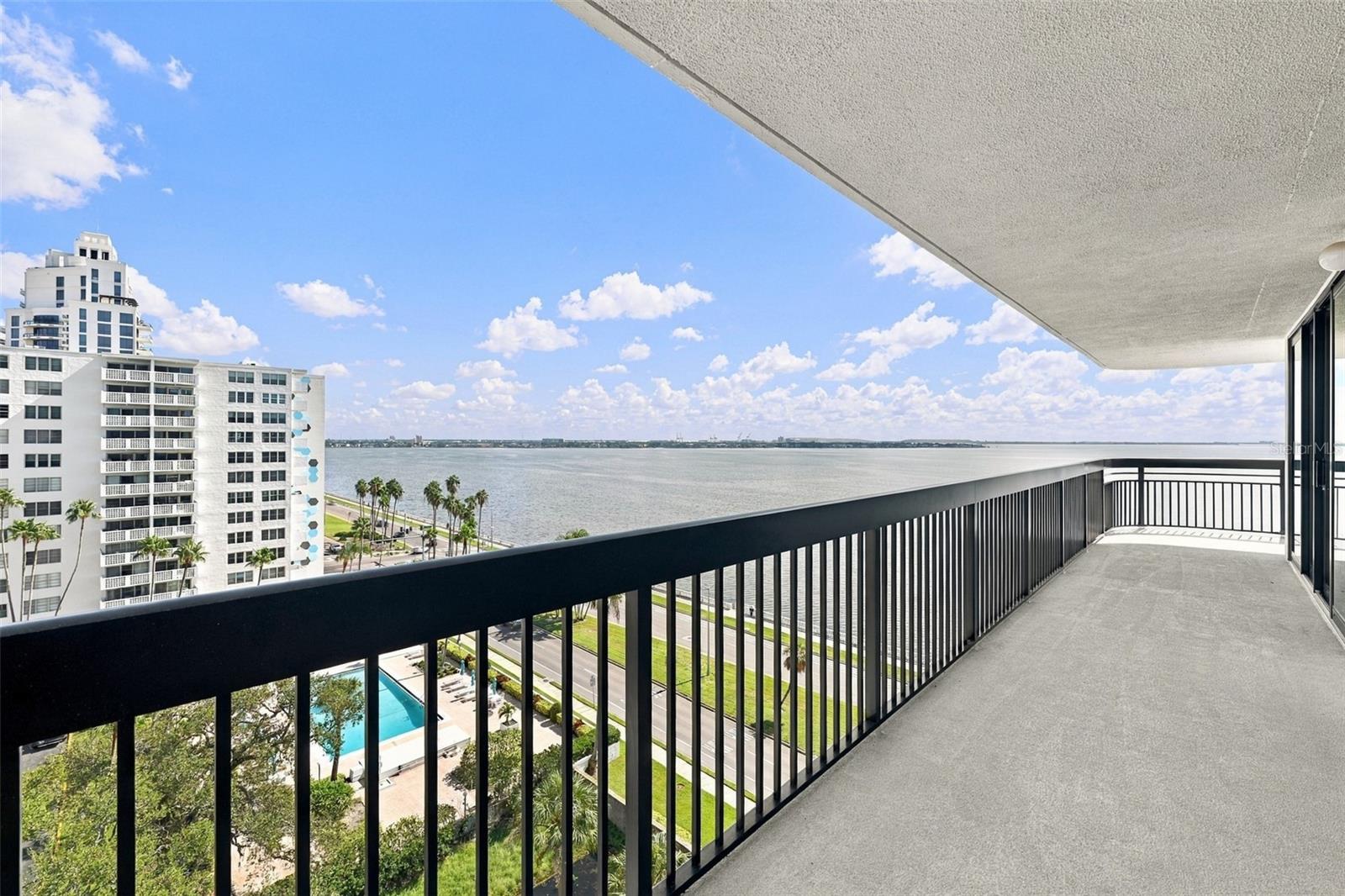 2413 Bayshore Blvd #1005 — photo