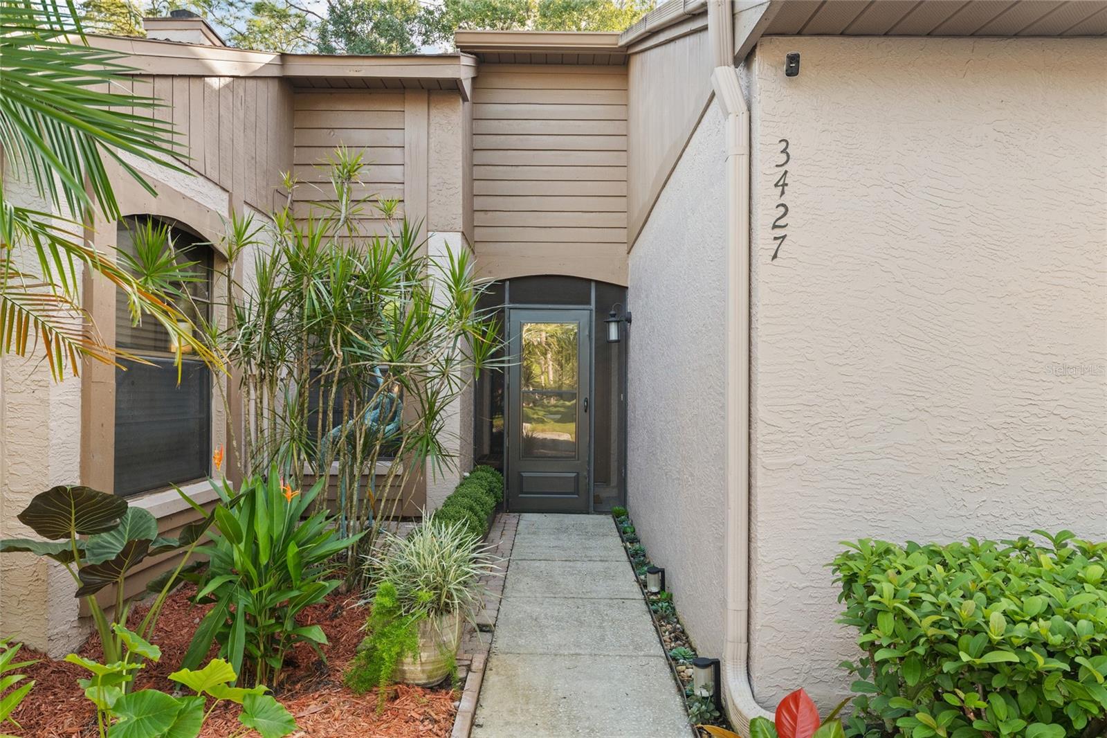 3427 Hillmoor Dr — photo