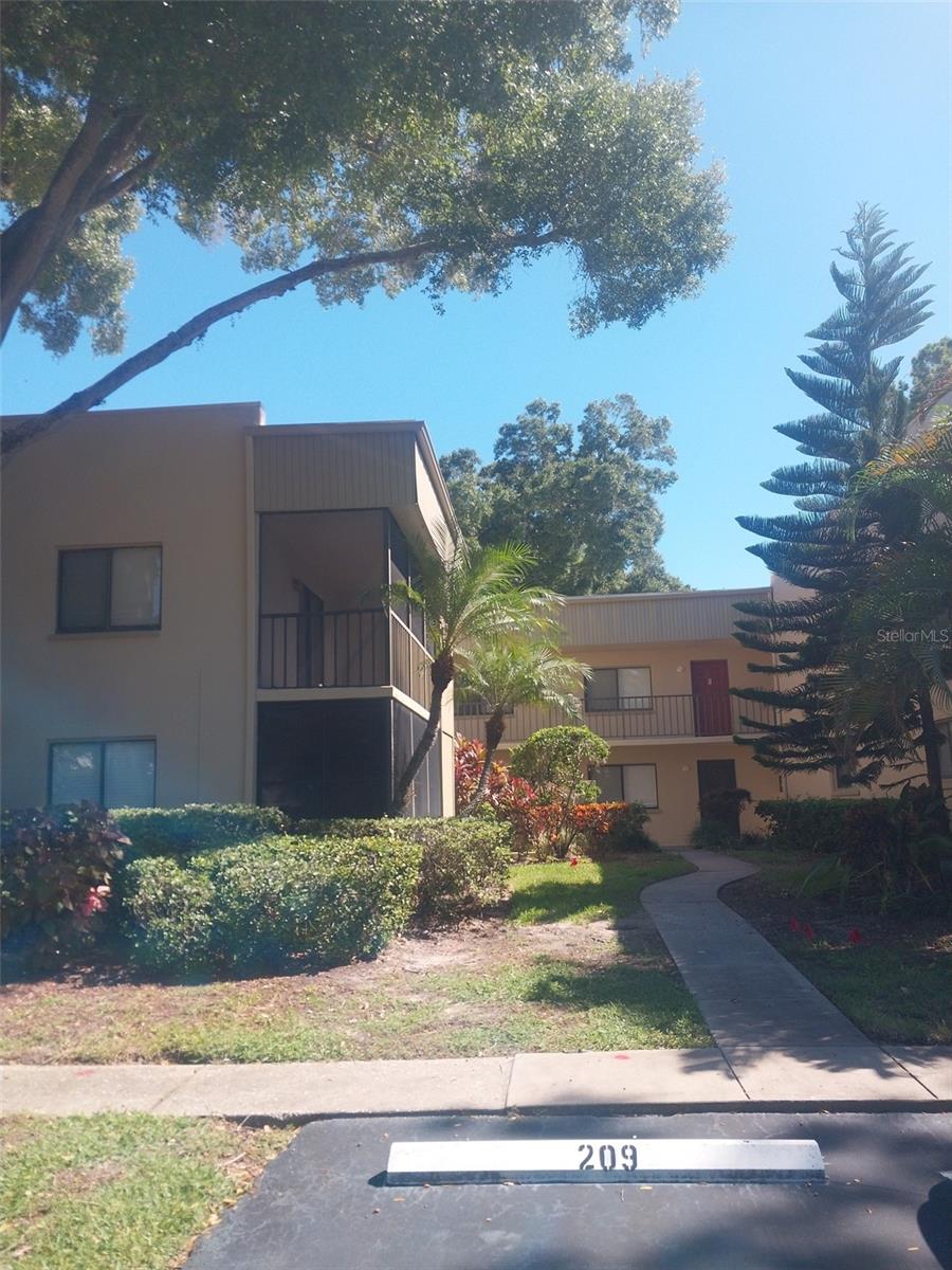 3300 Fox Chase Cir N #201 — photo