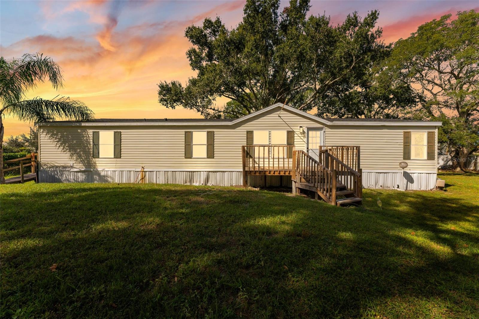 11004 Kitty Hawk Dr — photo
