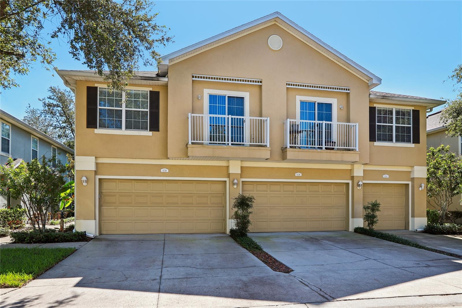 6736 Breezy Palm Dr — photo