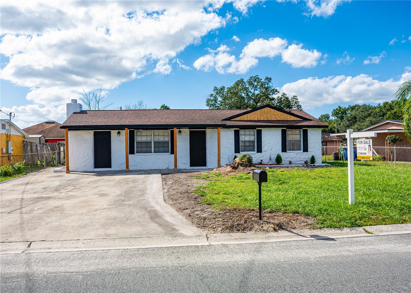 3414 Carioca Ct — photo