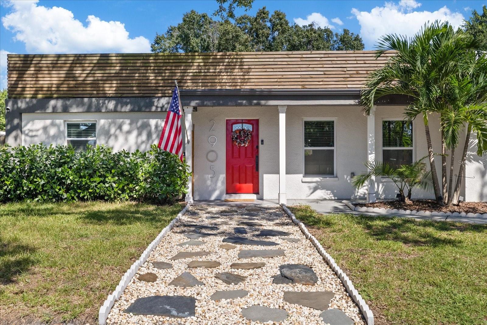 2905 W Paxton Ave — photo