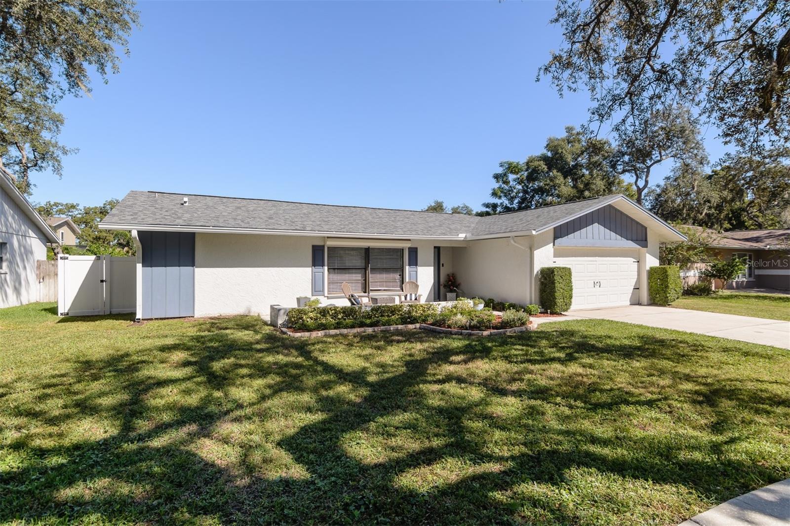 57 Harbor Oaks Cir — photo