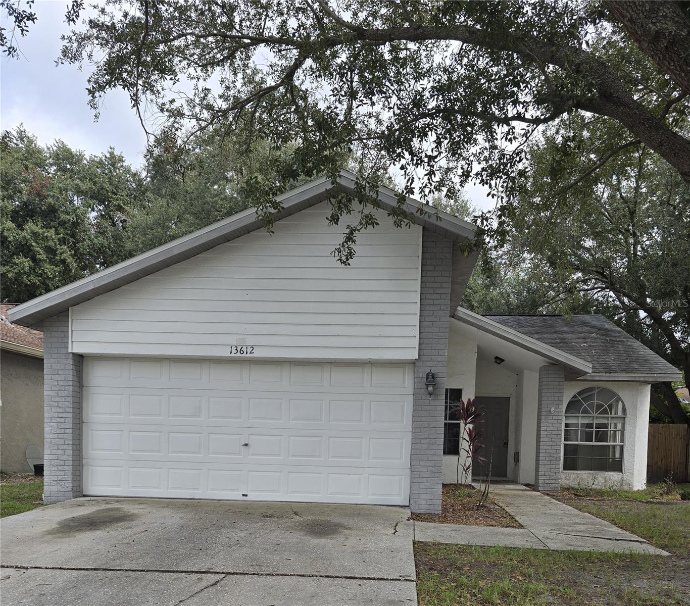 13612 Laraway Dr — photo