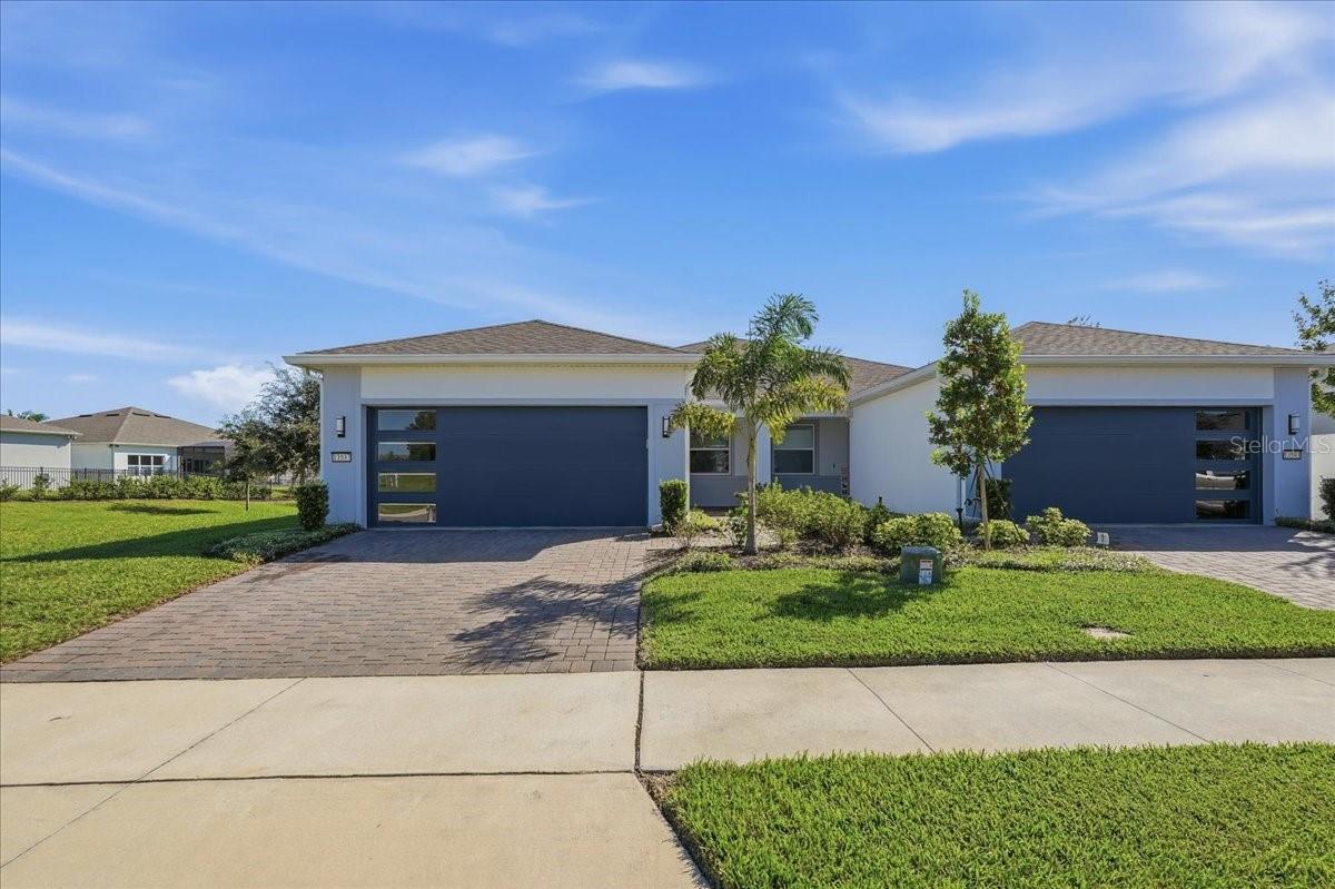 13537 Splashing Isla Dr — photo