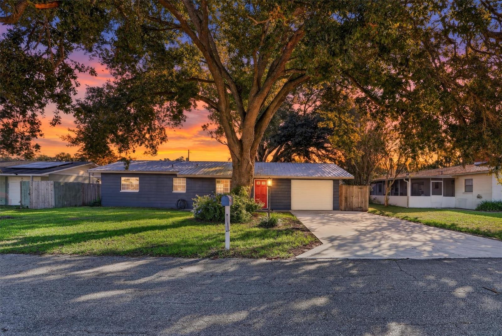 5848 Cypress St — photo