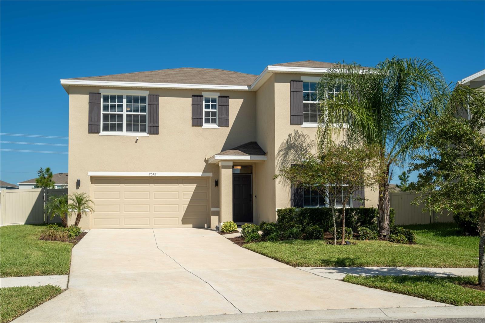 9072 Forge Breeze Loop — photo