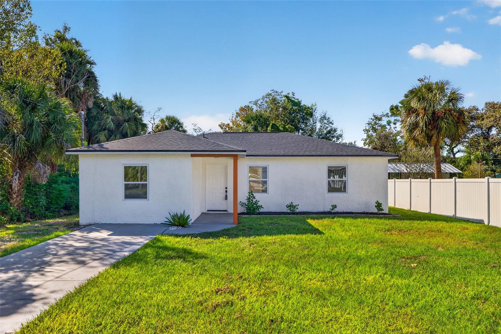 16107 Sea Pines Dr — photo