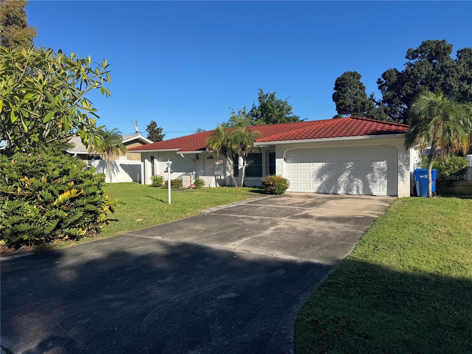 1640 Kay Dr — photo