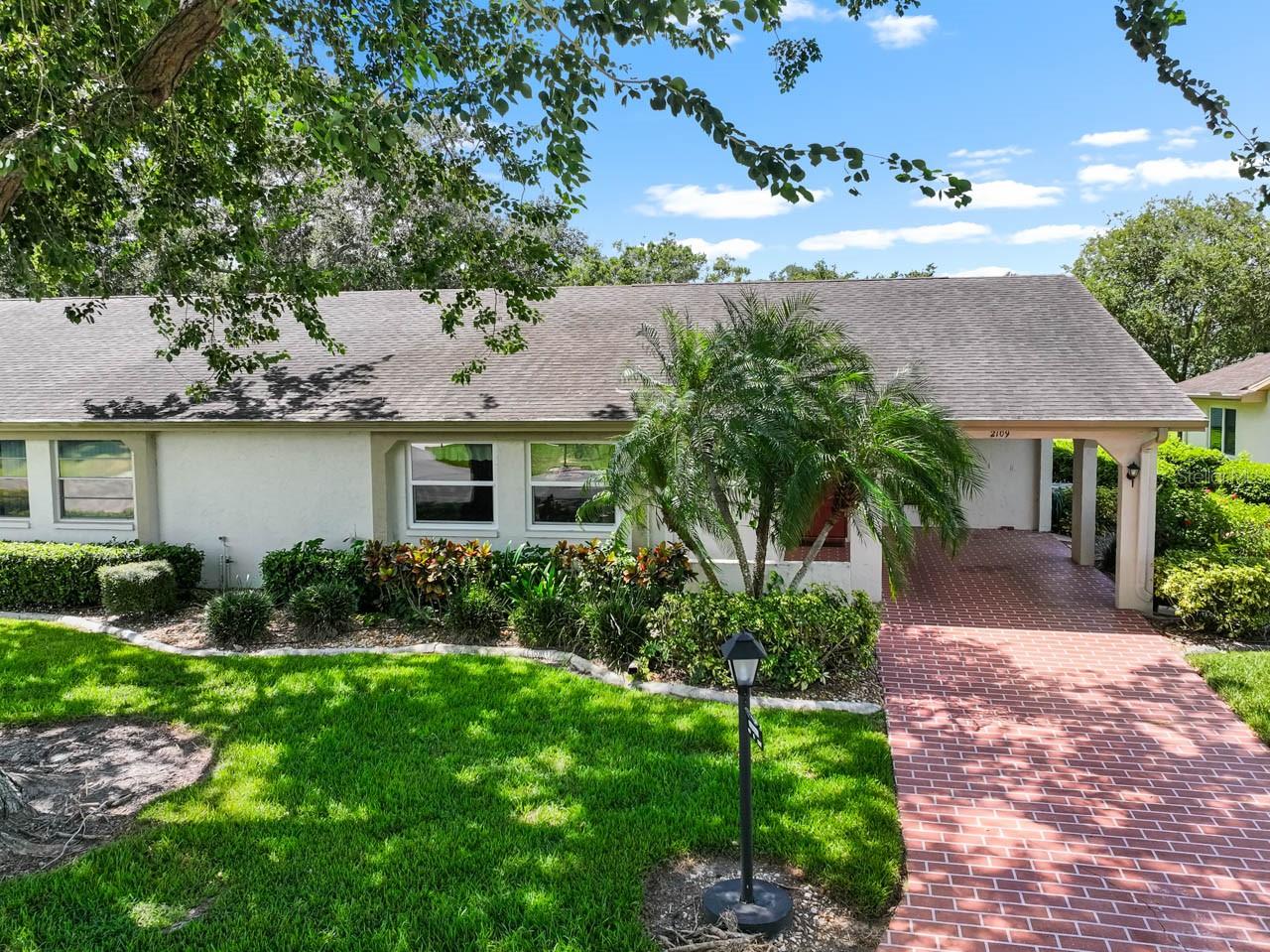 2109 Harleston Pl — photo