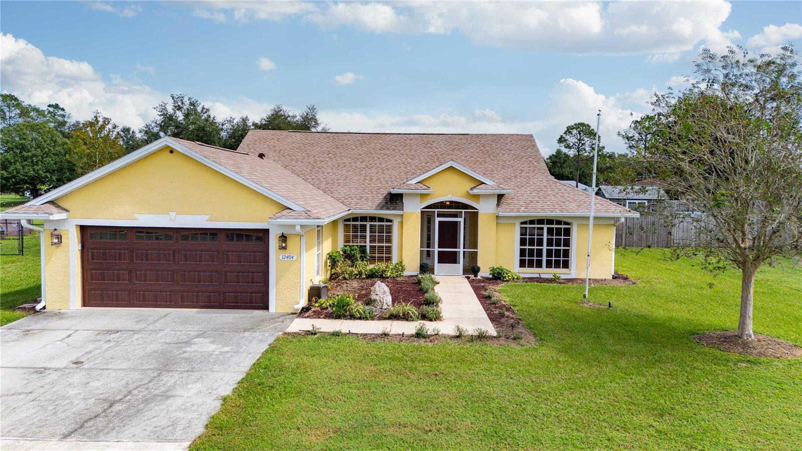 12404 Palm Ridge Dr — photo