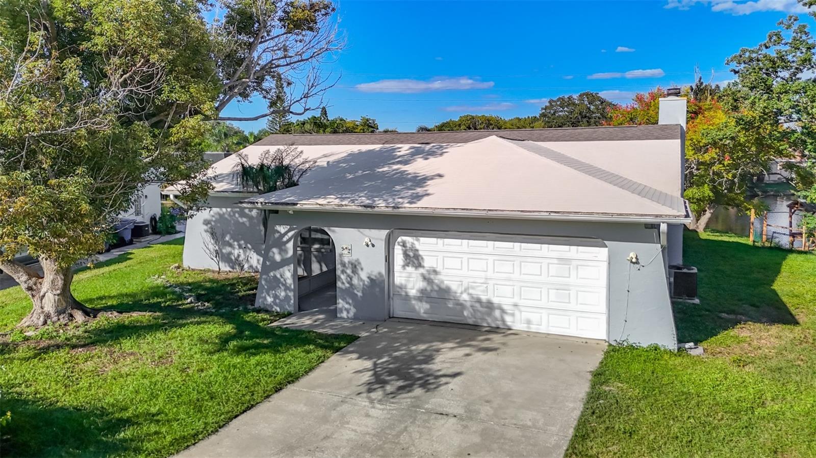 4045 Sail Dr — photo