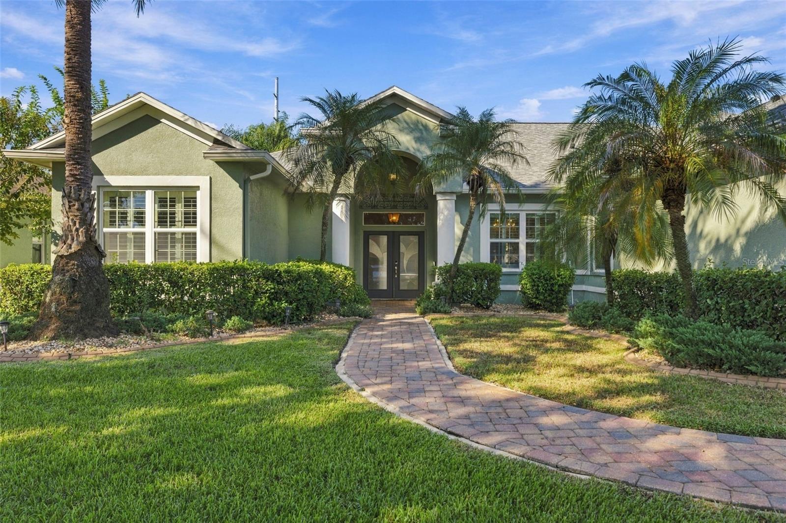 3916 Valrico Grove Dr — photo