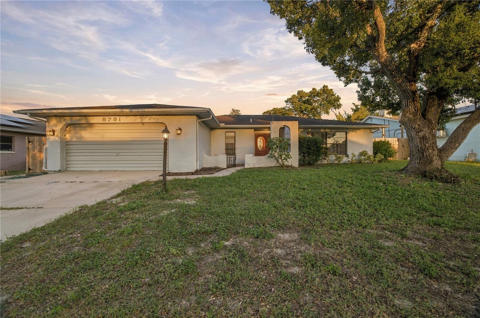 8731 Woodcrest Dr — photo