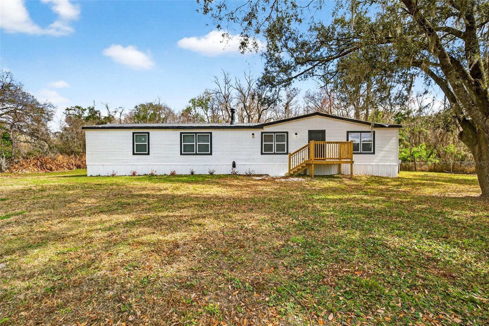 6126 Tulip Dr — photo