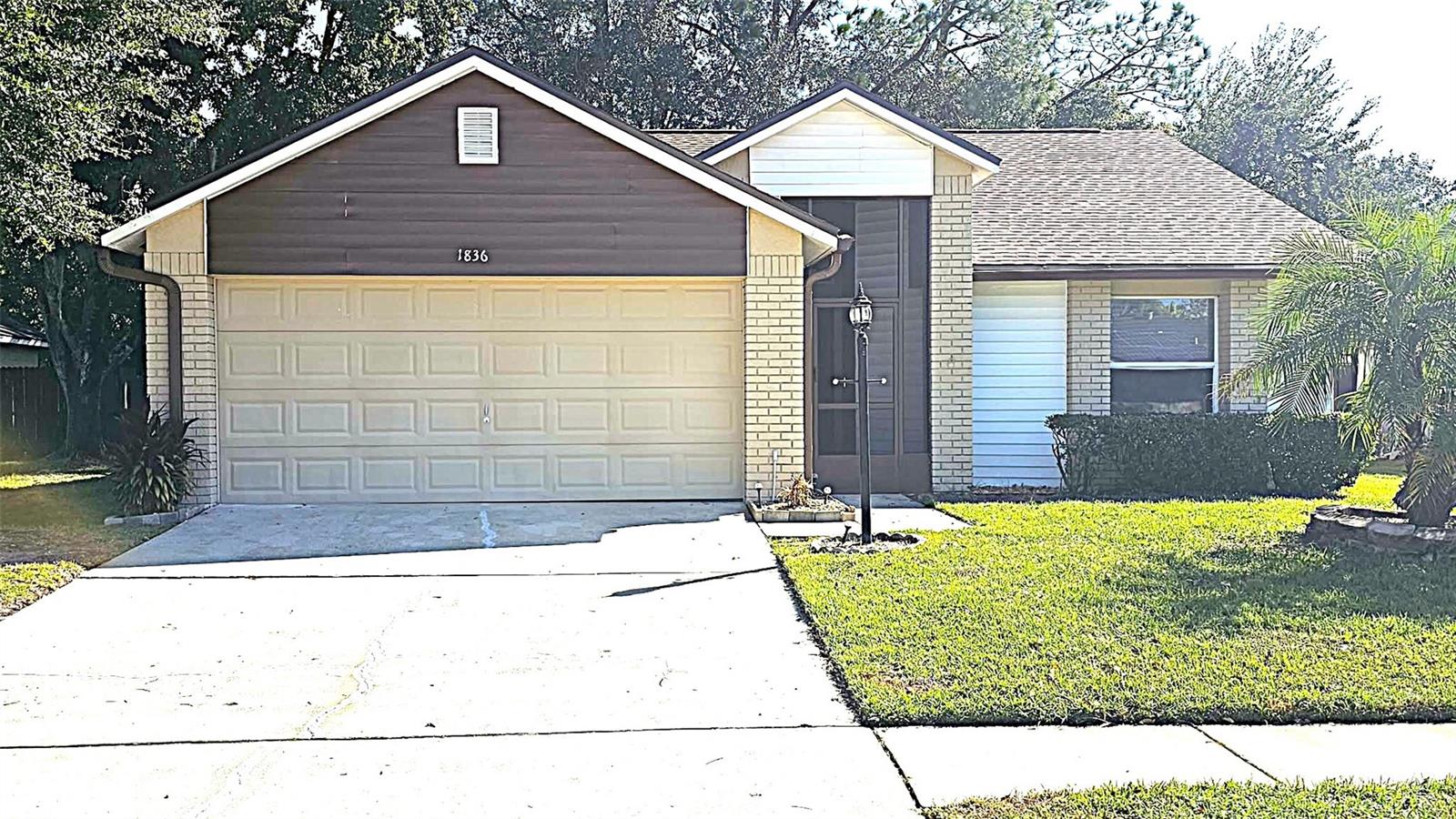 1836 Tampa Bay Dr — photo