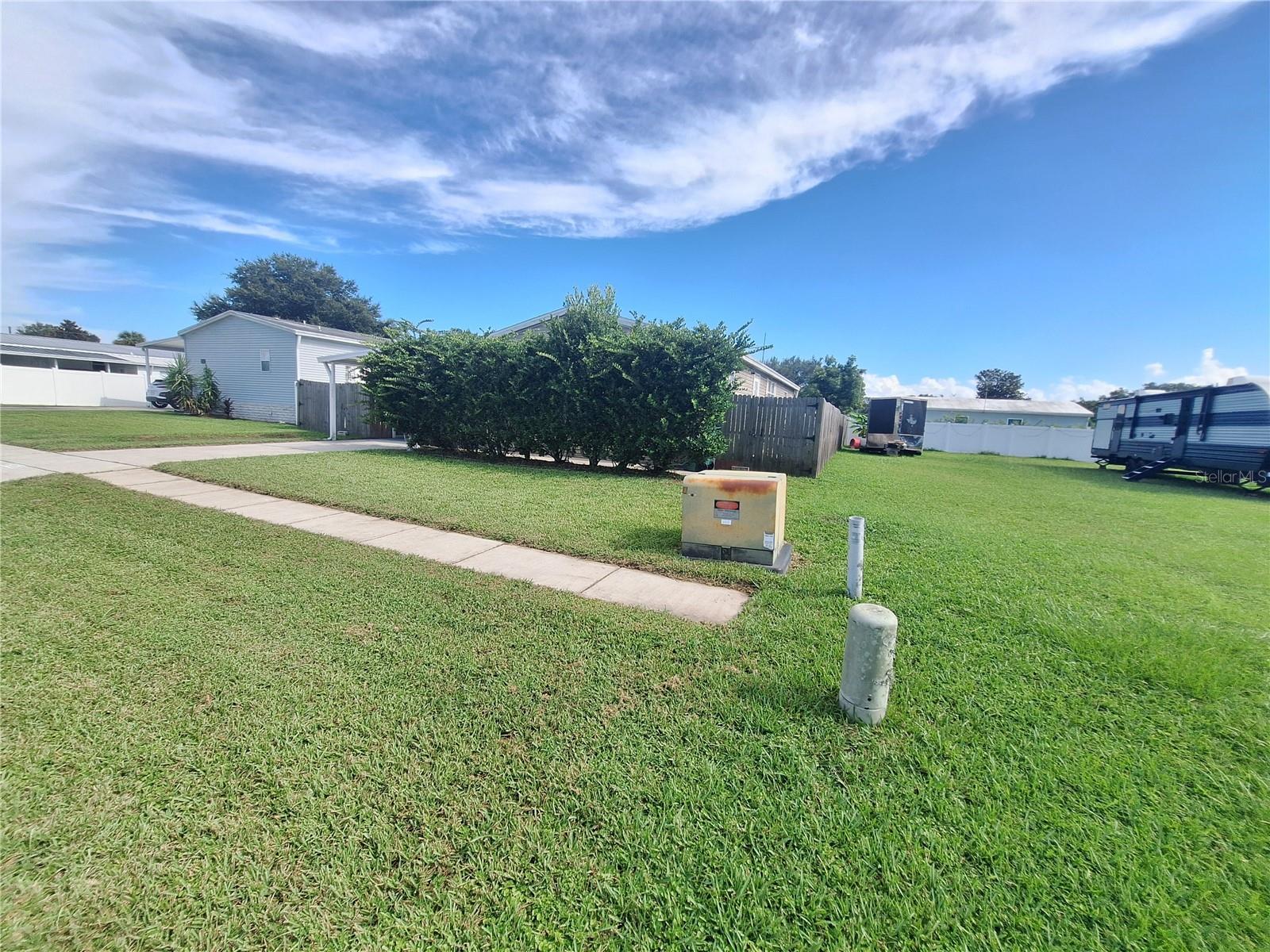 37650 Newport Dr — photo
