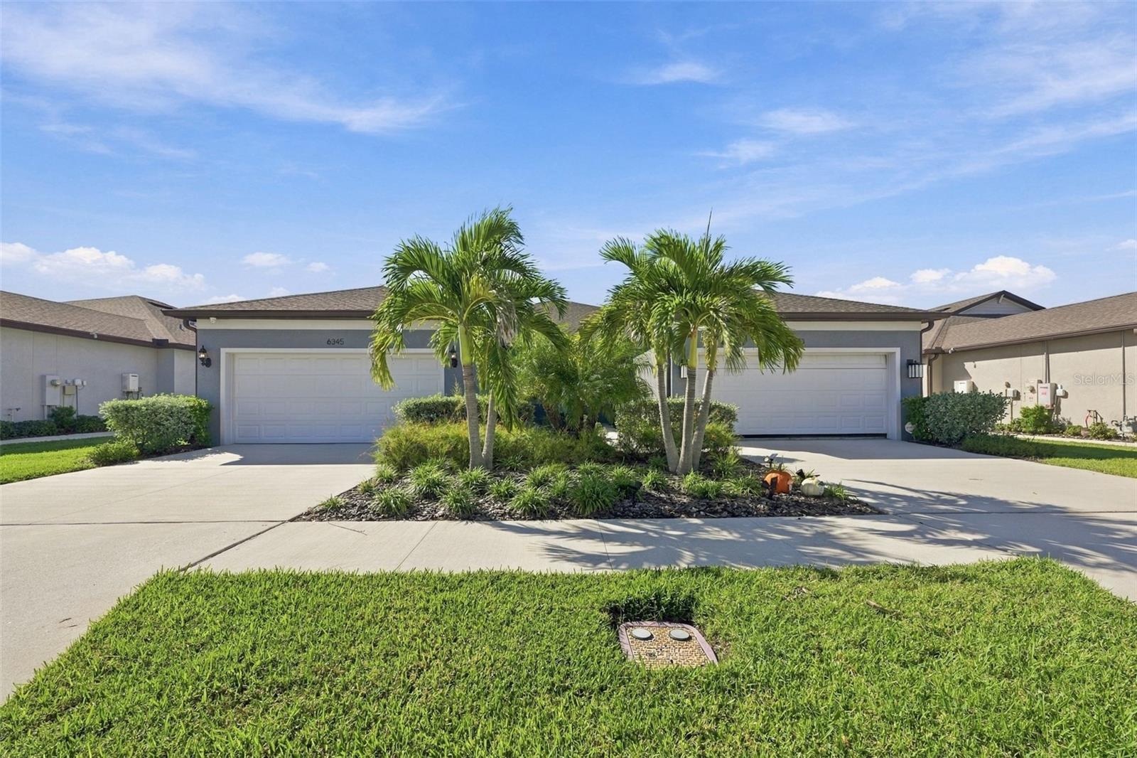 6345 Cliveden Ct — photo