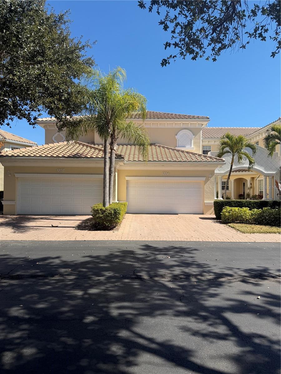 1708 Triano Cir #1708 — photo