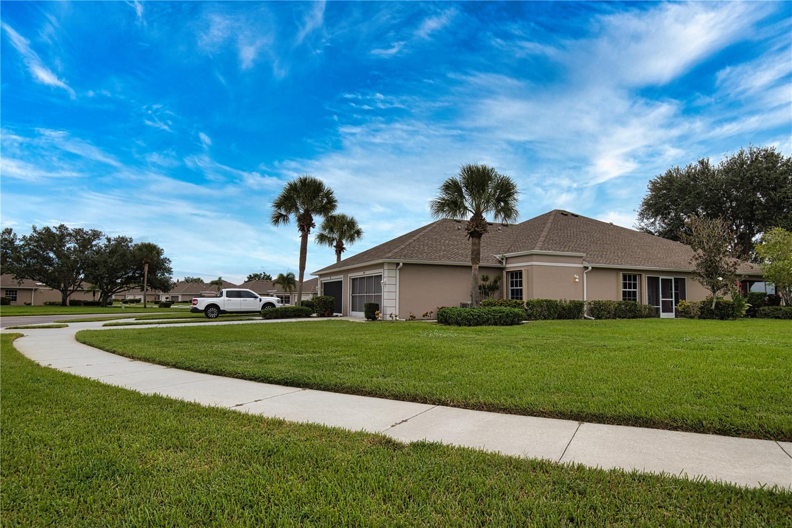4258 Fairway Pl — photo