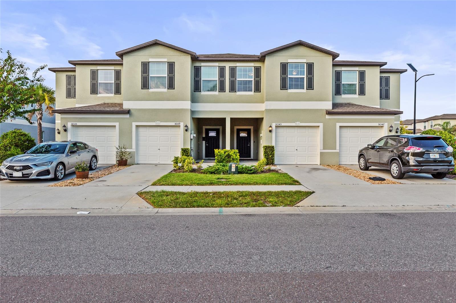 36543 Garden Wall Way — photo