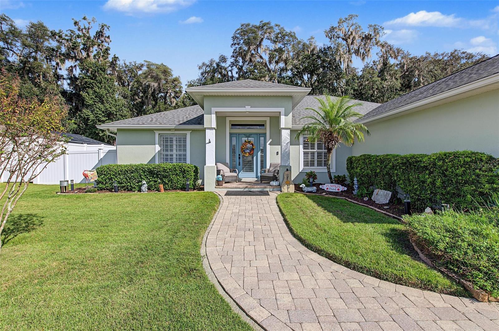 5294 Hidden Oaks Dr — photo